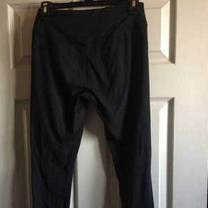 Abercrombie & Fitch Mesh Back Leggins Work out Wear Small Inner Pocket